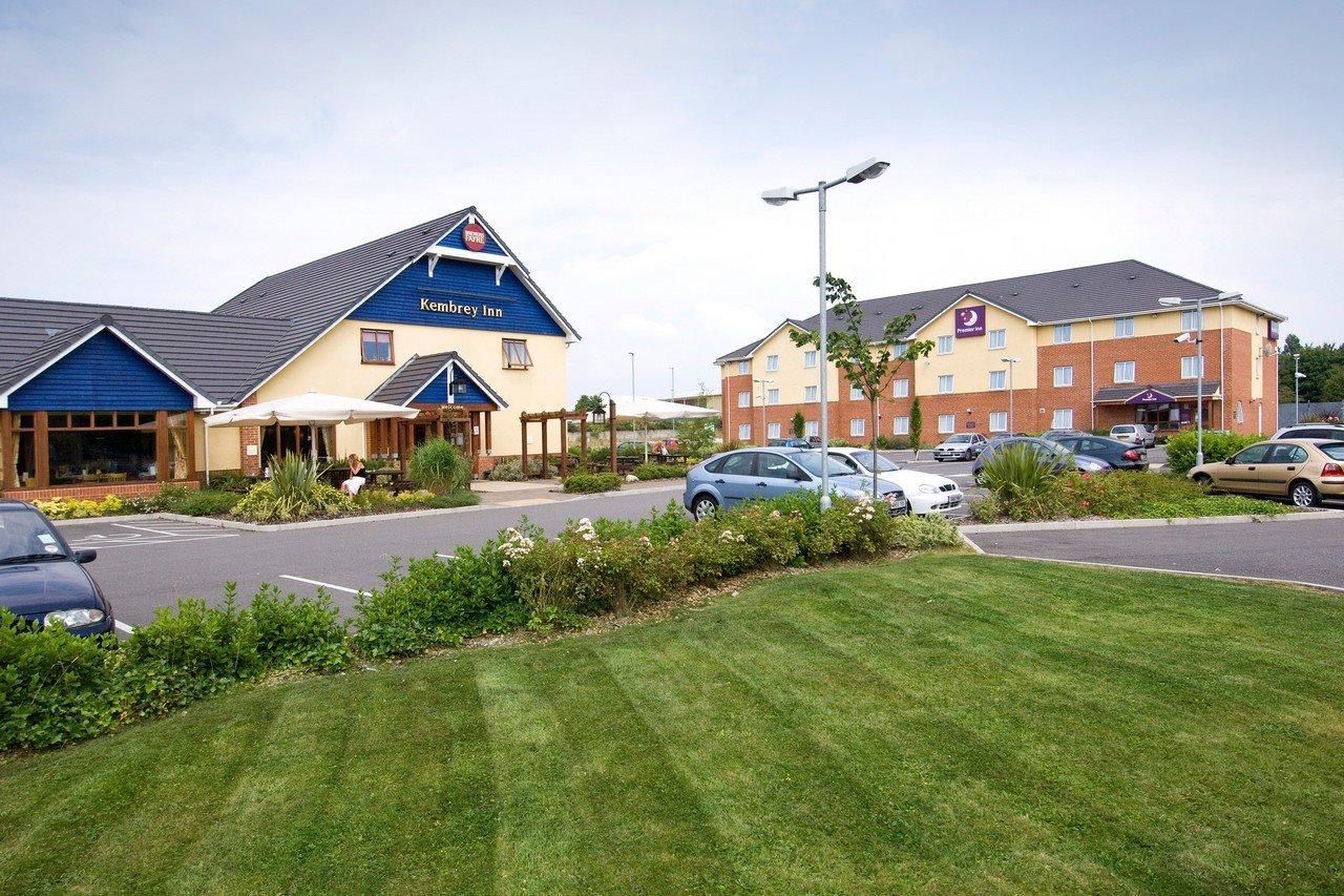 Premier Inn Swindon Central Exterior foto